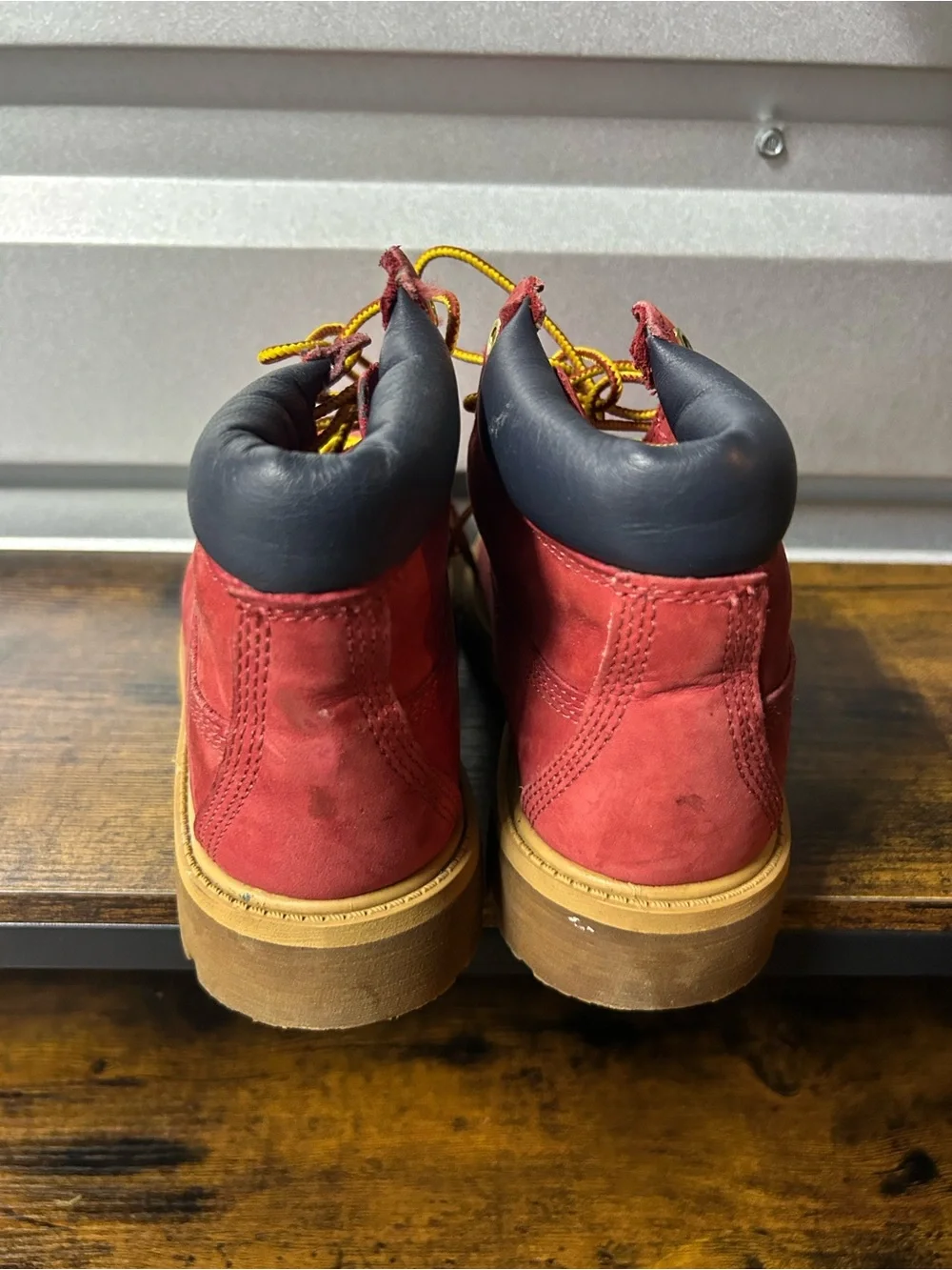 Timberland A1HD0 RED LEATHER HI TOP YOUTH Boots  Size 3